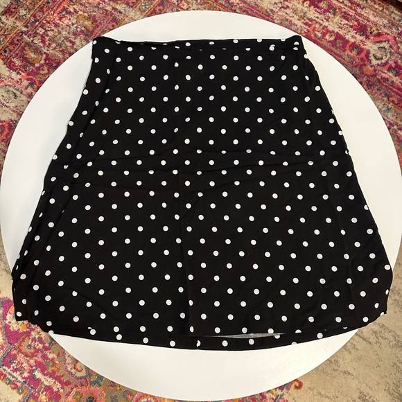 Old Navy Dresses & Skirts - Old Navy Black and White Polka Dot Midi Skirt